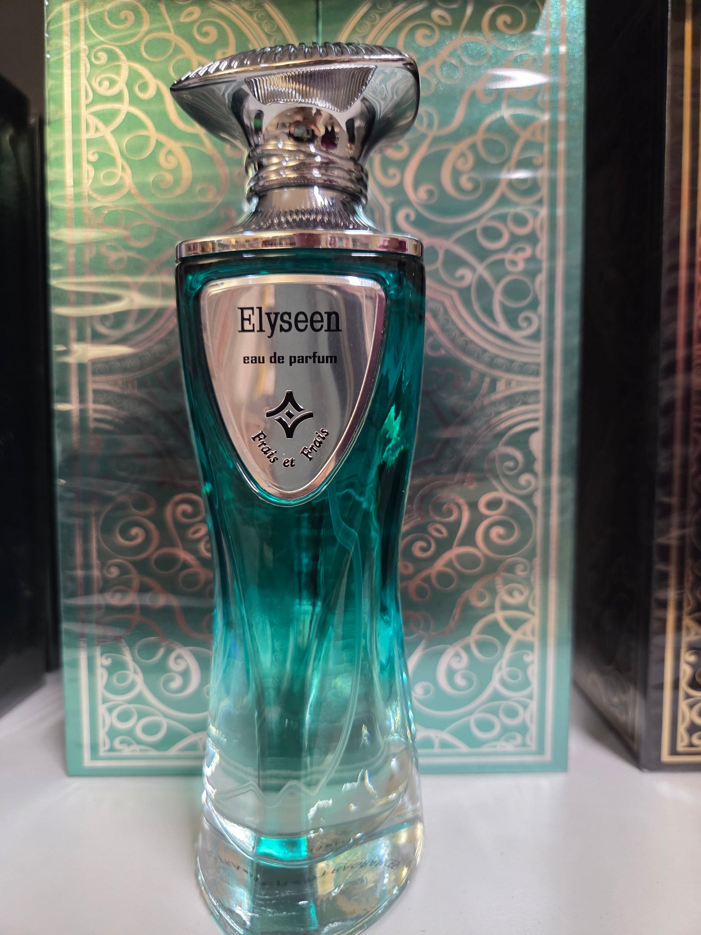 ELYSEEN BY FRAIS ET FRAIS